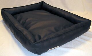 Hundebett Kunstleder Basso schwarz 90 cm X 70 cm