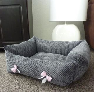 Hundesofa Farfalle 70 cm X 50 cm grau rosa