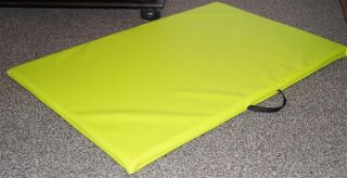 Hundematte beidseitig Kunstleder Schaumstoff Höhe 3 cm limone 120 cm X 80 cm