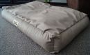 Hundebett Hundesofa Schlafplatz wendbar komplett aus Kunstleder PicoBello 80 cm X 60 cm taupe