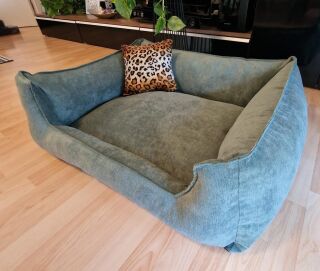 Hundebett Hundesofa Schlafplatz Velluto alcantara grün 120 cm X 100 cm